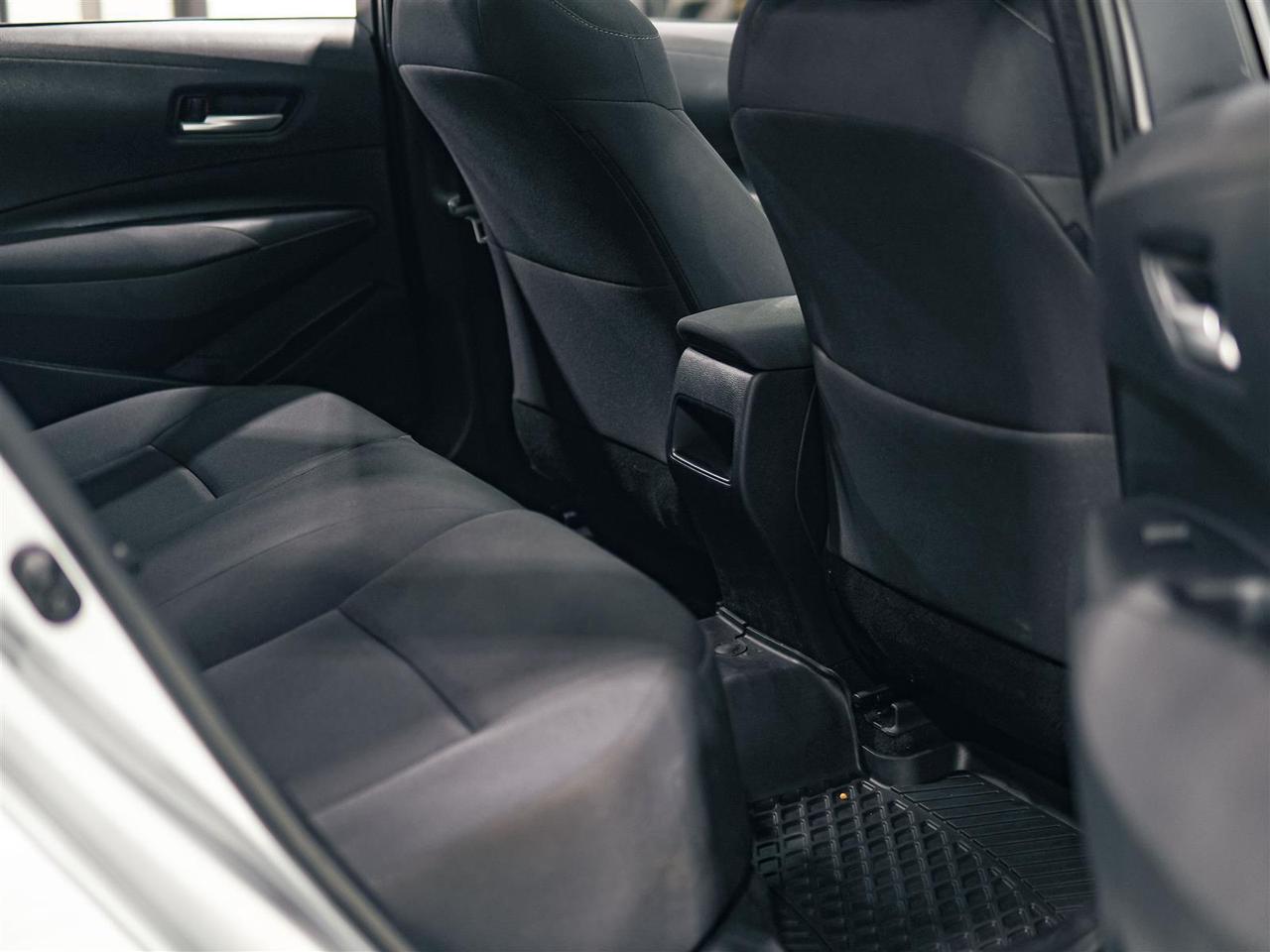 2021 Toyota Corolla LE | UPGRADE | SUNROOF | NO ACCIDENTS Photo