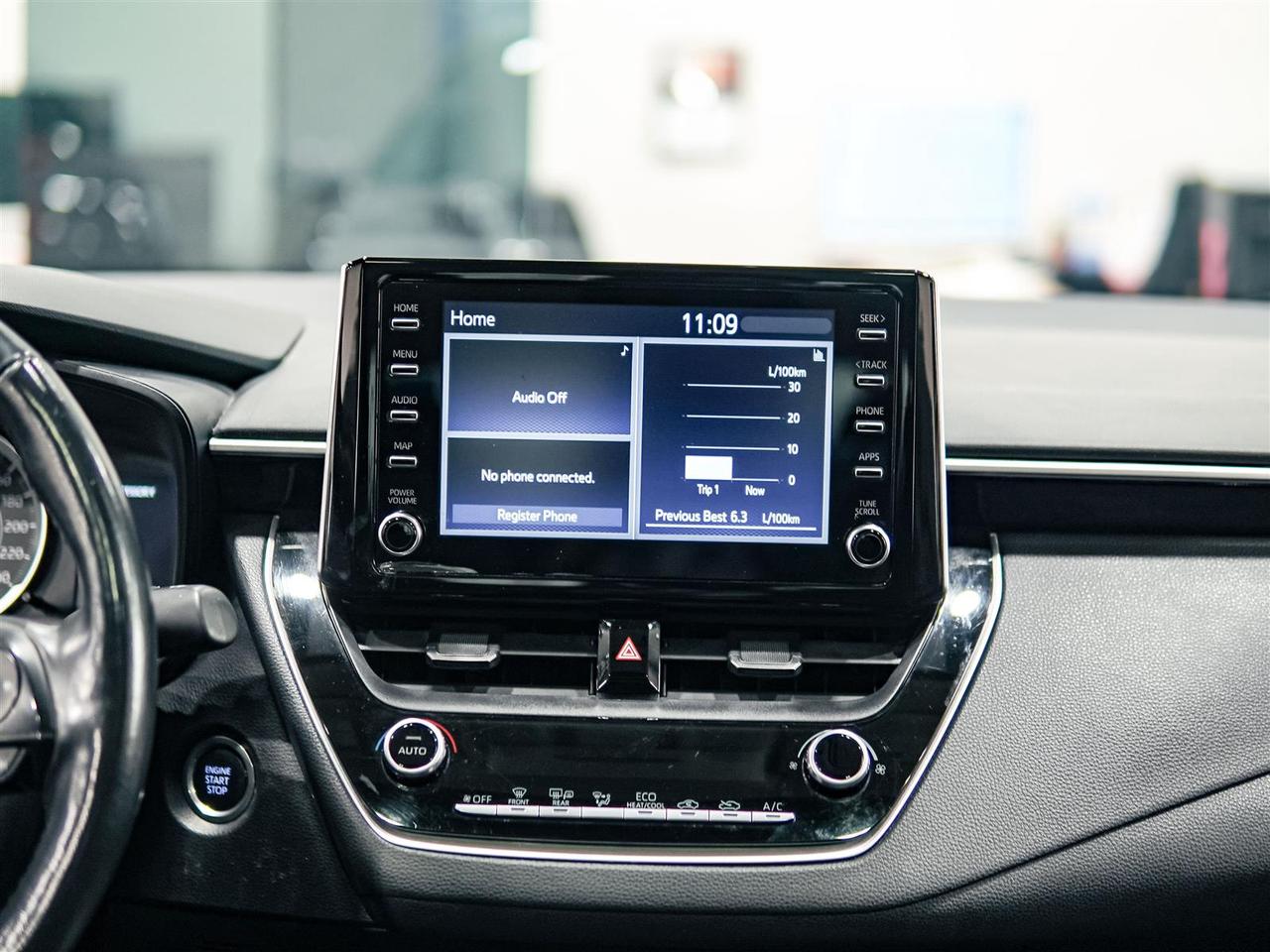 2021 Toyota Corolla LE | UPGRADE | SUNROOF | NO ACCIDENTS Photo