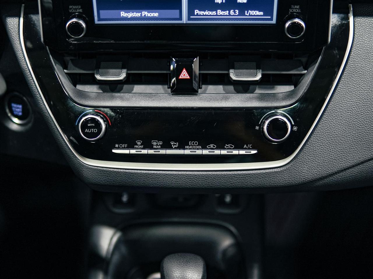 2021 Toyota Corolla LE | UPGRADE | SUNROOF | NO ACCIDENTS Photo