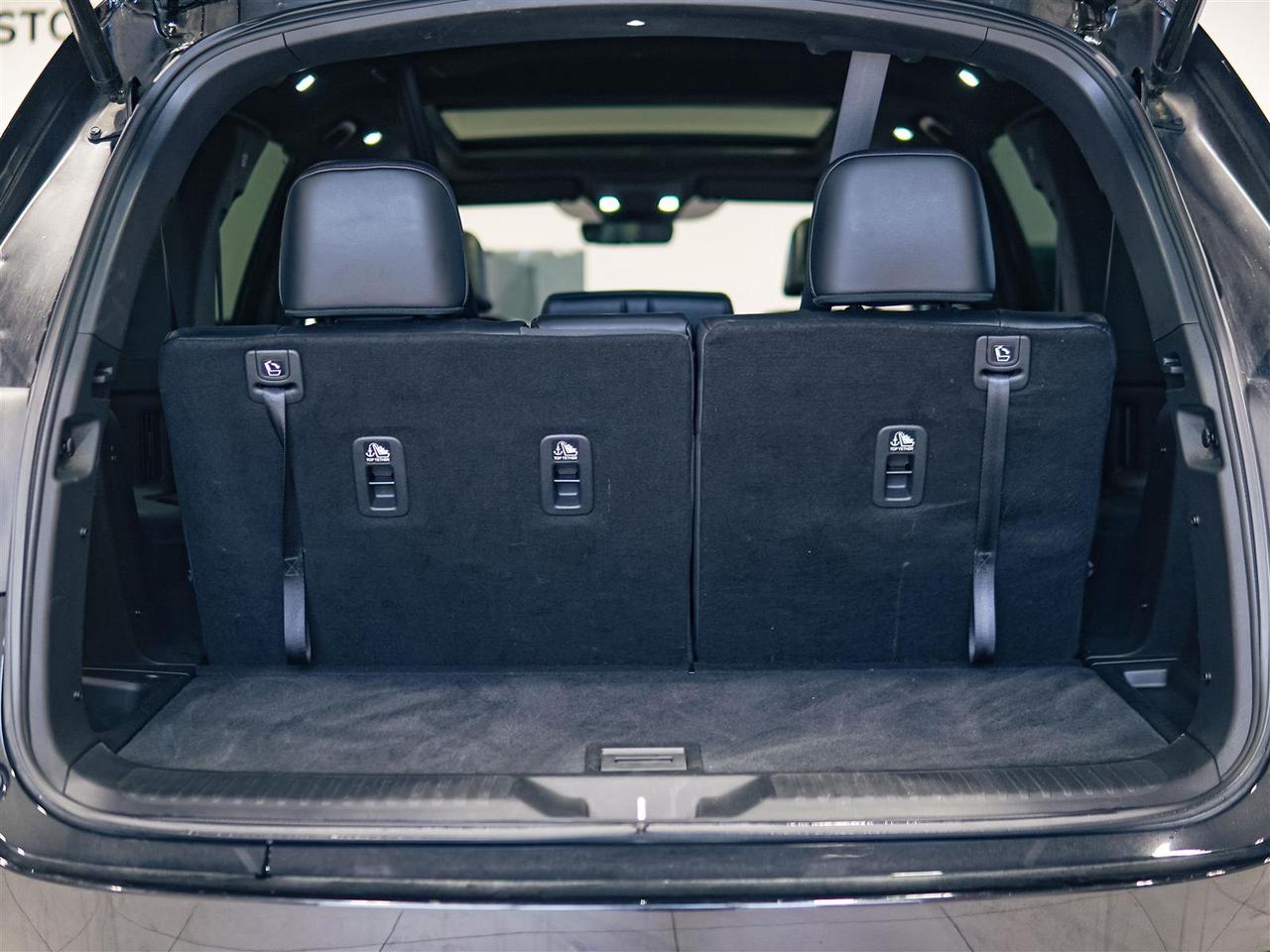 2023 Honda Pilot BLACK EDITION AWD | LEATHER | 8 PASS | NO ACCIDENTS Photo