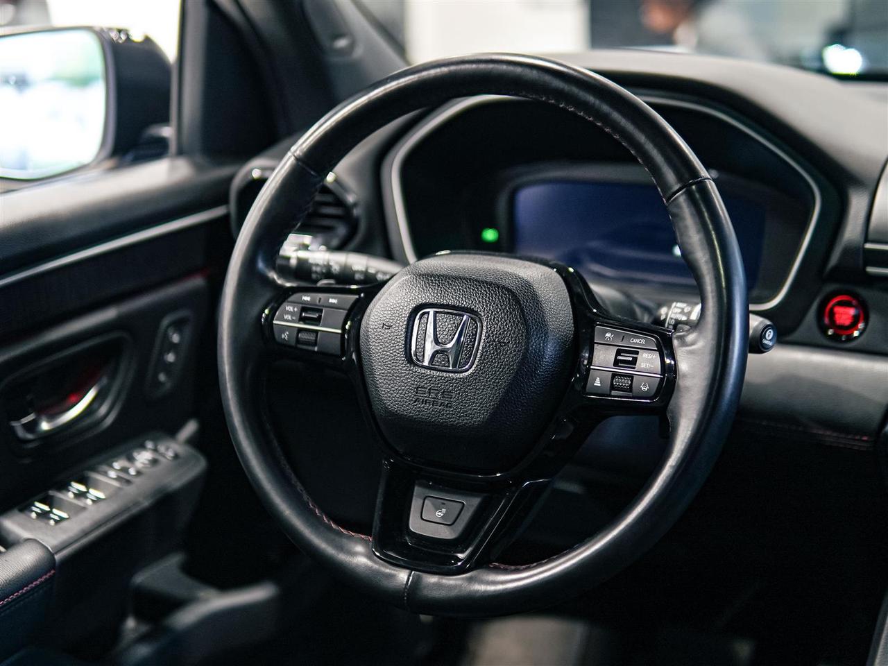 2023 Honda Pilot BLACK EDITION AWD | LEATHER | 8 PASS | NO ACCIDENTS Photo