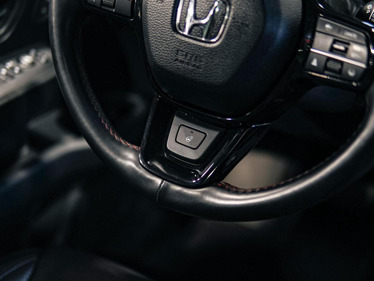2023 Honda Pilot BLACK EDITION AWD | LEATHER | 8 PASS | NO ACCIDENTS Photo