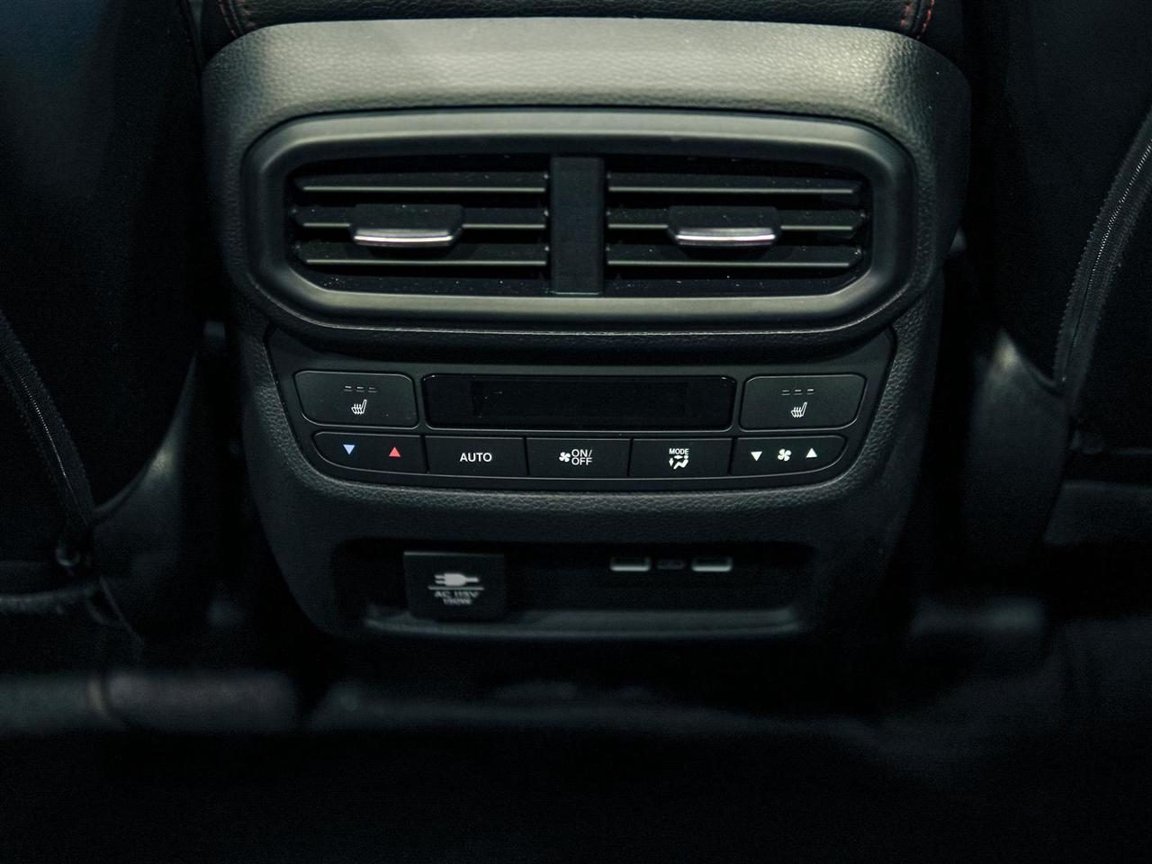 2023 Honda Pilot BLACK EDITION AWD | LEATHER | 8 PASS | NO ACCIDENTS Photo