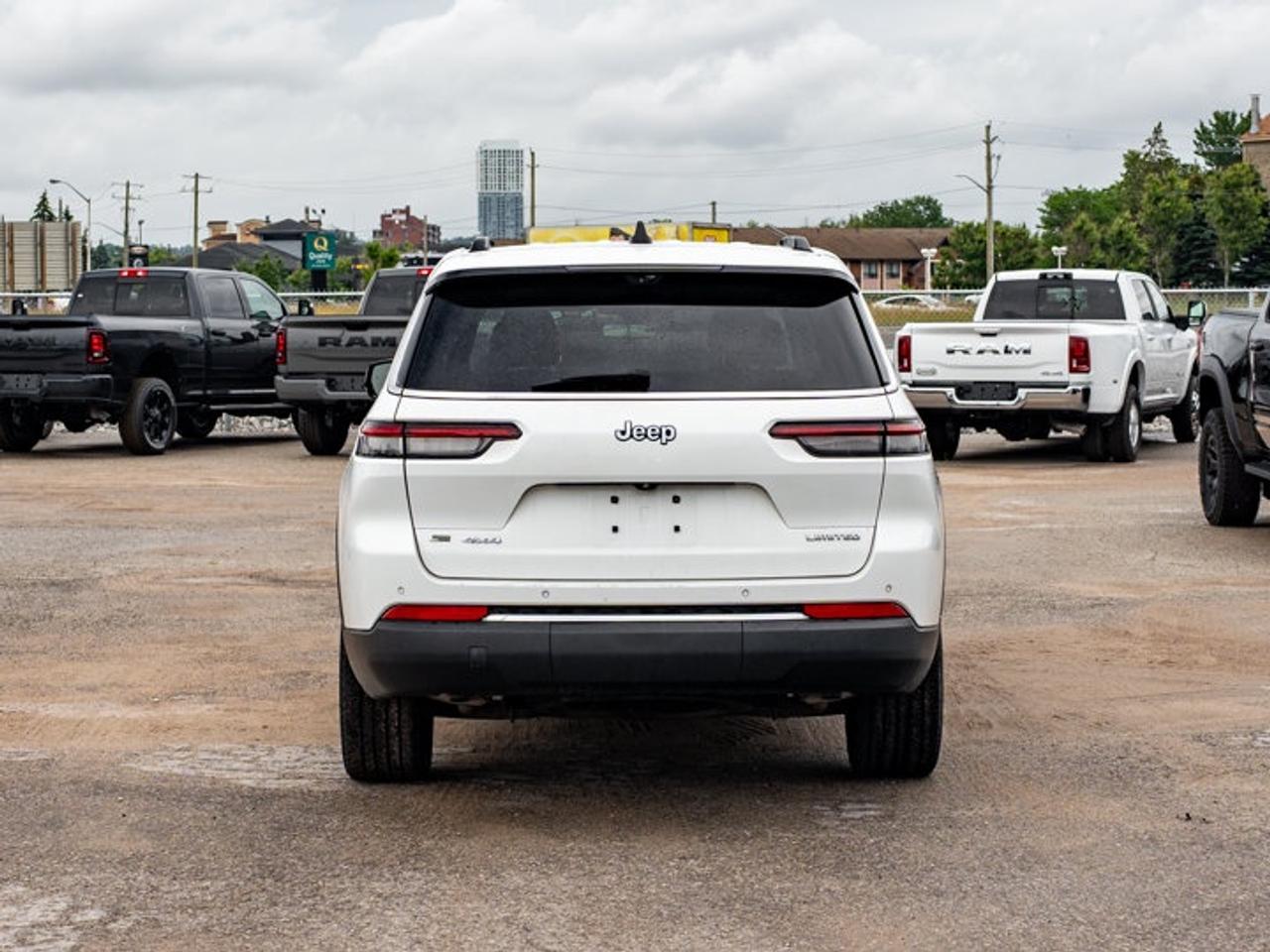 2021 Jeep Grand Cherokee L Limited Photo