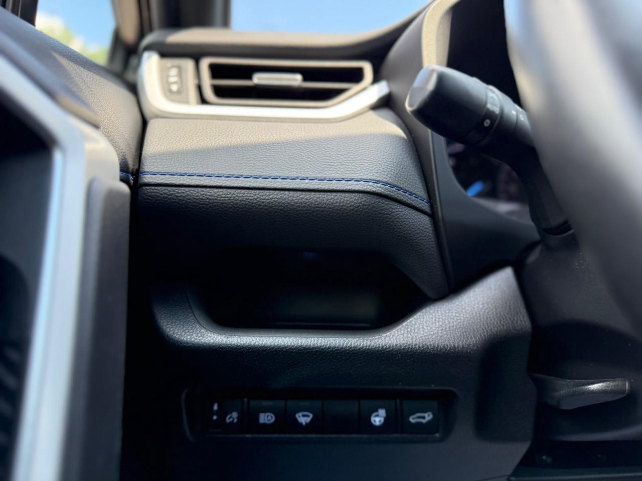2020 Toyota RAV4 XLE Photo