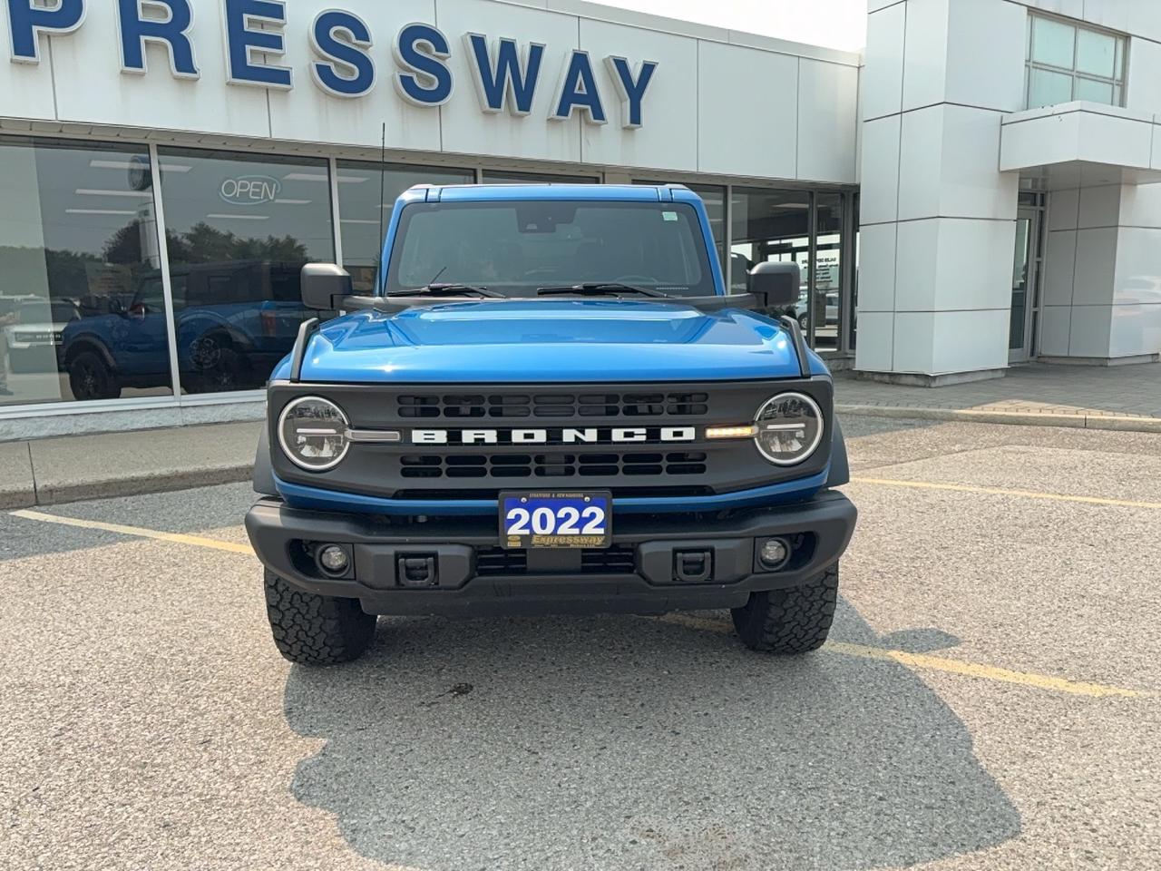 2022 Ford Bronco BLACK DIAMOND! HARD TOP! HEATED SEATS, 2-DOOR! Photo