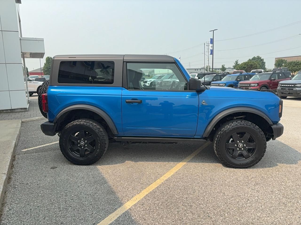 2022 Ford Bronco BLACK DIAMOND! HARD TOP! HEATED SEATS, 2-DOOR! Photo