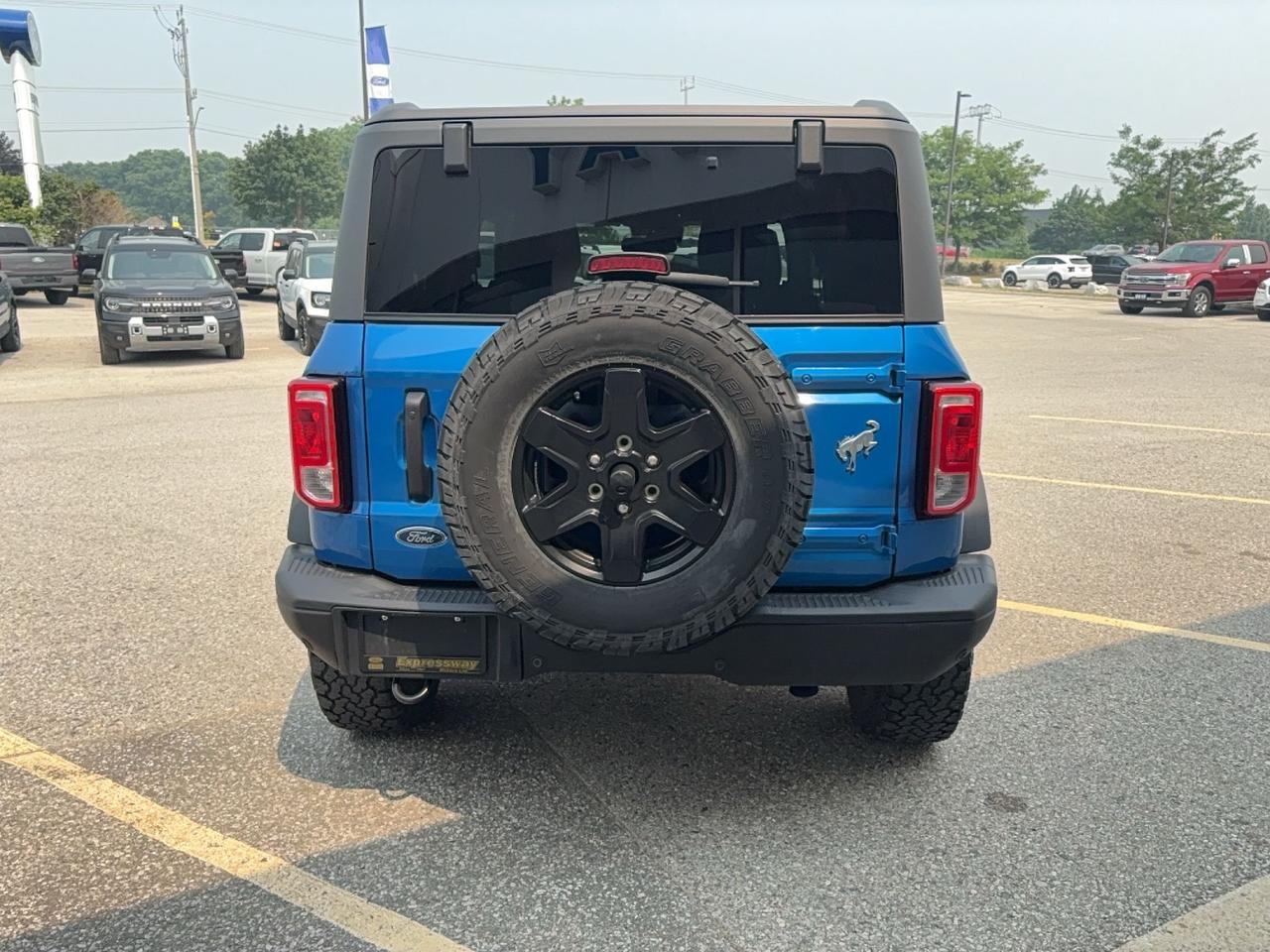 2022 Ford Bronco BLACK DIAMOND! HARD TOP! HEATED SEATS, 2-DOOR! Photo