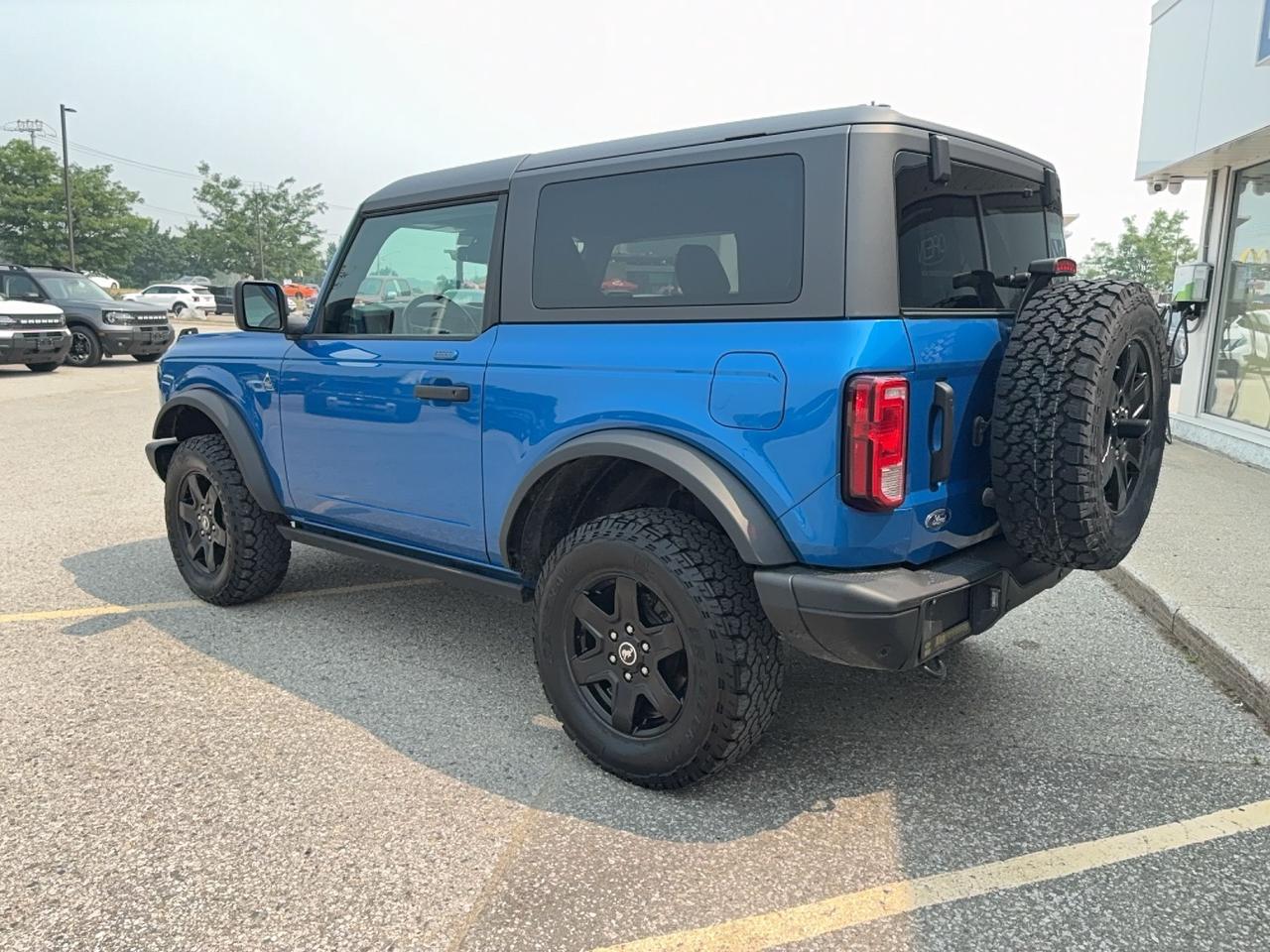 2022 Ford Bronco BLACK DIAMOND! HARD TOP! HEATED SEATS, 2-DOOR! Photo