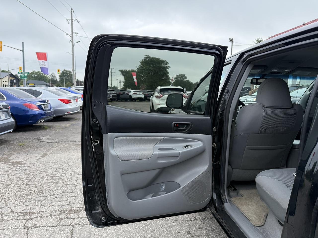 2011 Toyota Tacoma 4WD DoubleCab V6 Auto Photo