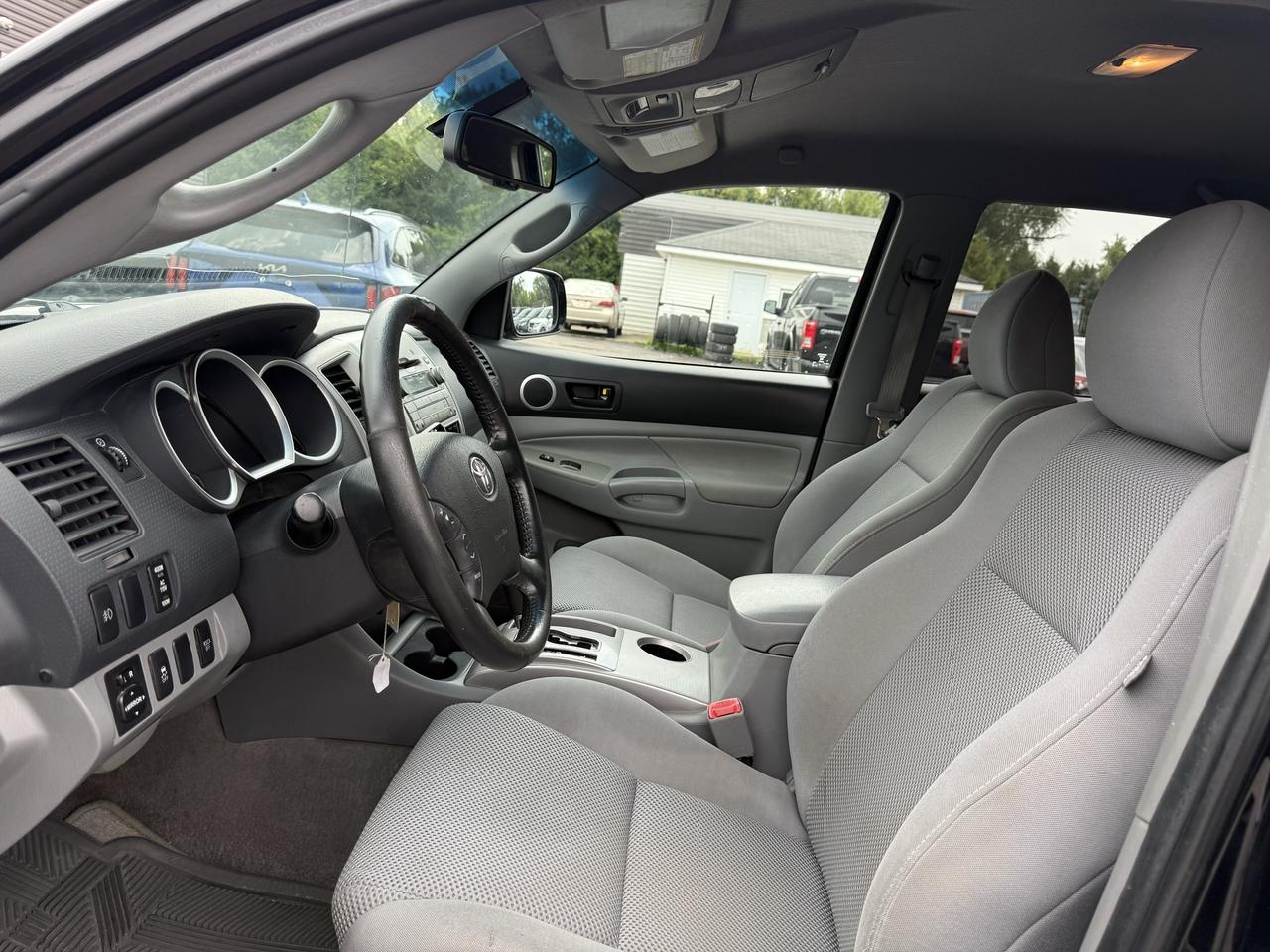 2011 Toyota Tacoma 4WD DoubleCab V6 Auto Photo