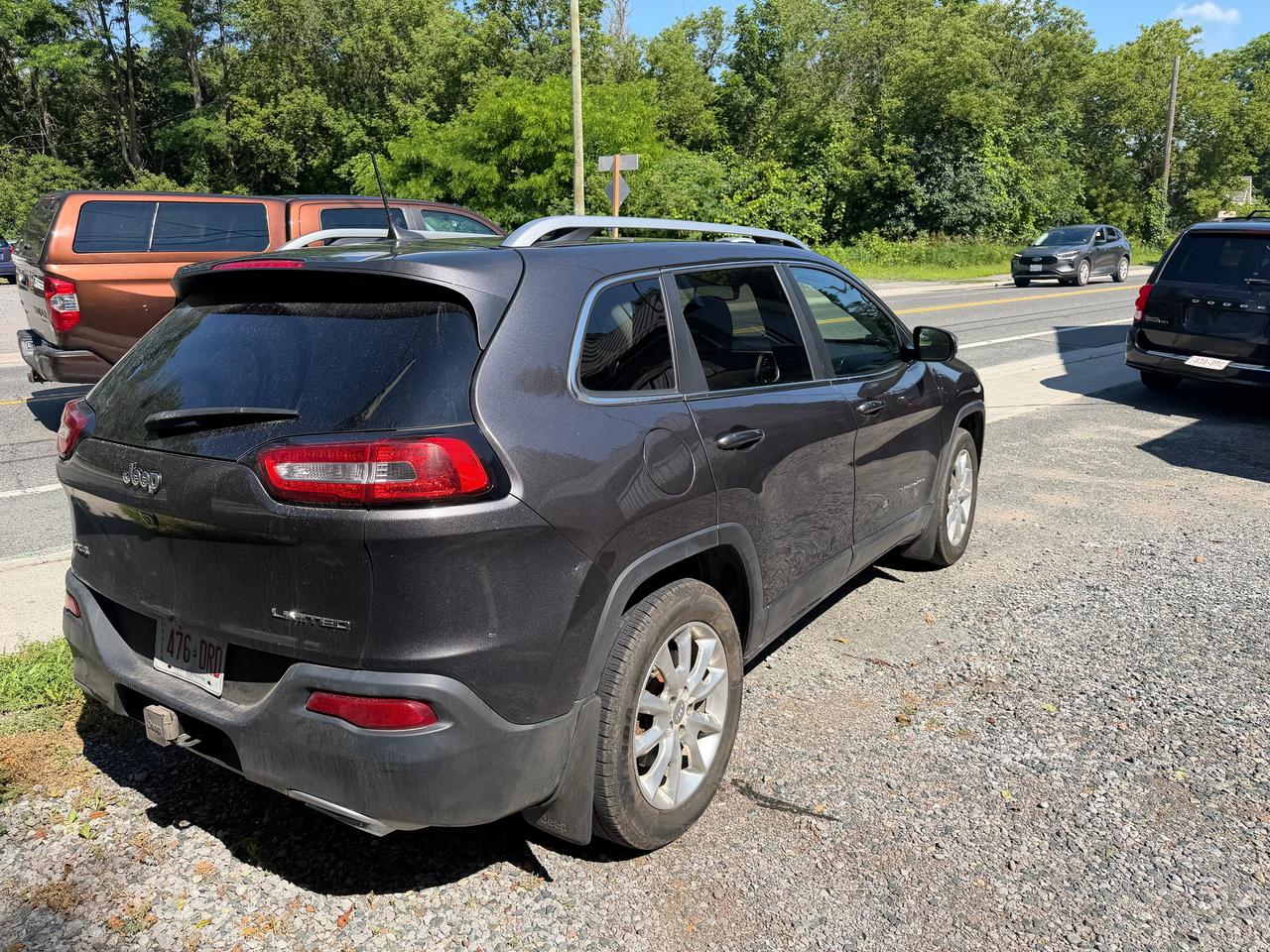 2016 Jeep Cherokee 4WD 4Dr Limited - Photo #4