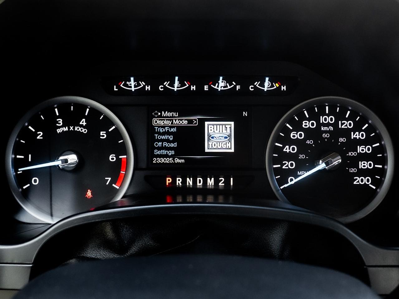 2019 Ford SUPER DUTY F-350 SRW XLT 4WD SuperCab 8' Box Photo14