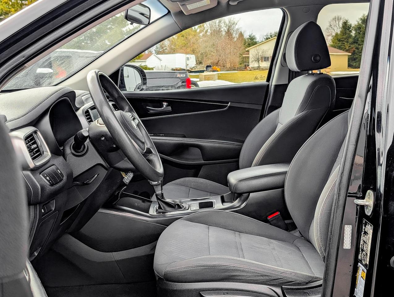 2020 Kia Sorento 2.4L LX Photo