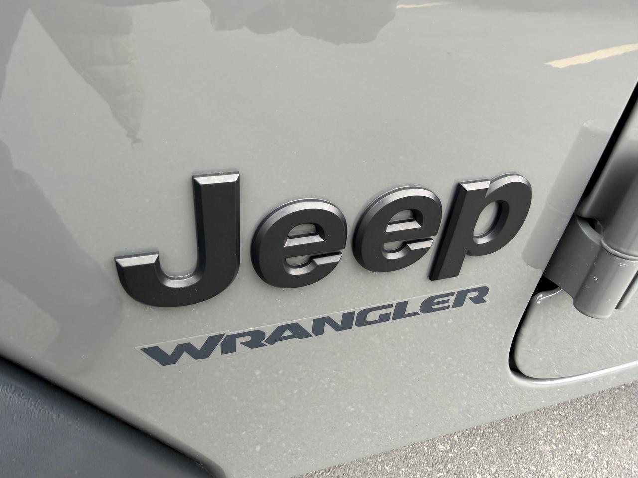 2022 Jeep Wrangler SPORT Photo