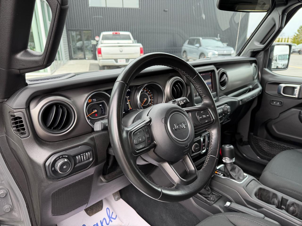 2022 Jeep Wrangler SPORT Photo