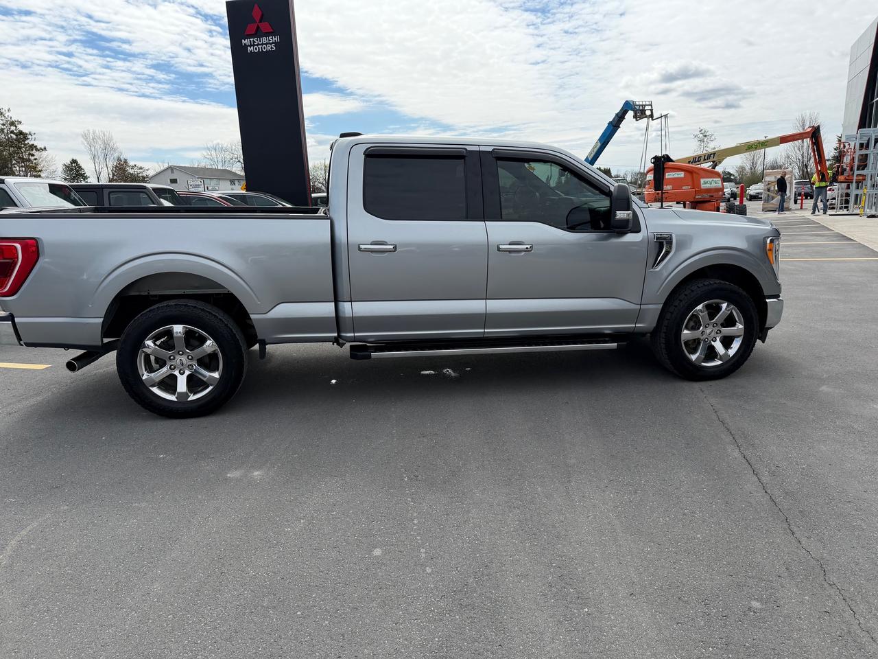 2022 Ford F-150 XLT Photo