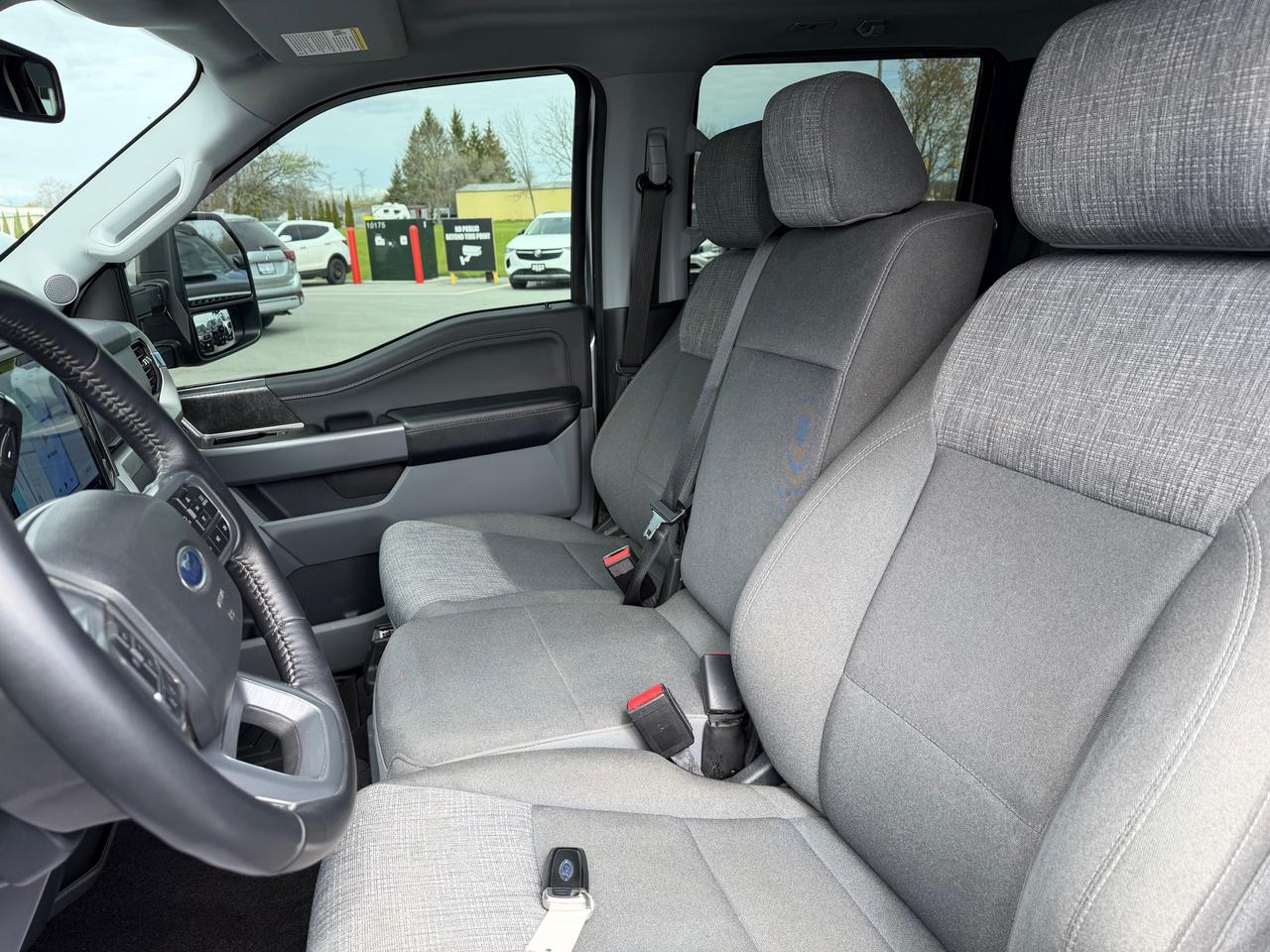 2022 Ford F-150 XLT Photo
