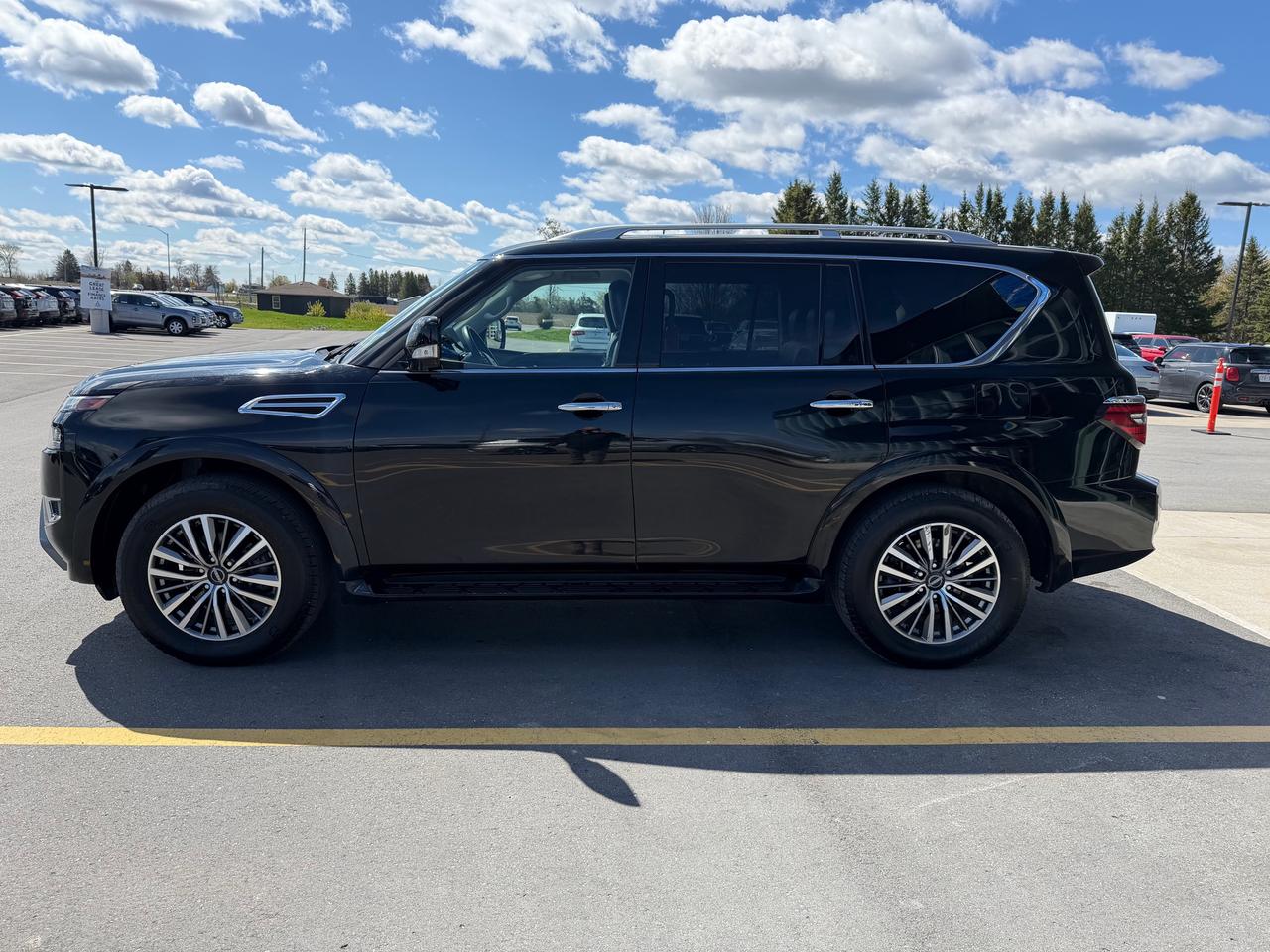 2024 Nissan Armada SL Photo5