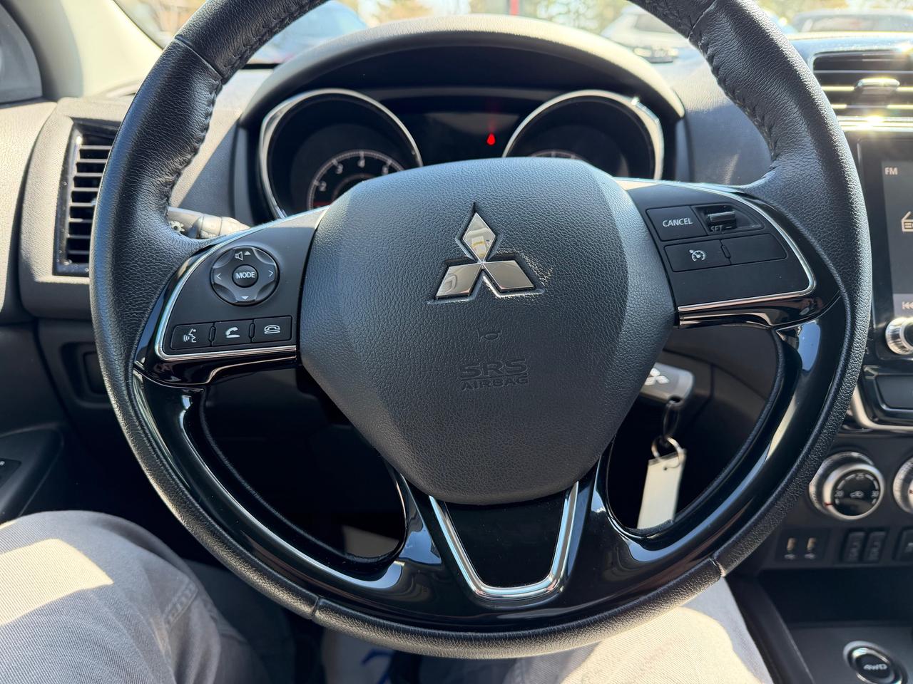 2023 Mitsubishi RVR SE Photo