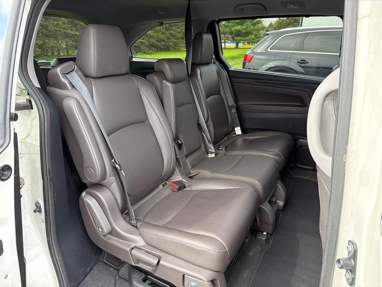 2018 Honda Odyssey Touring Photo