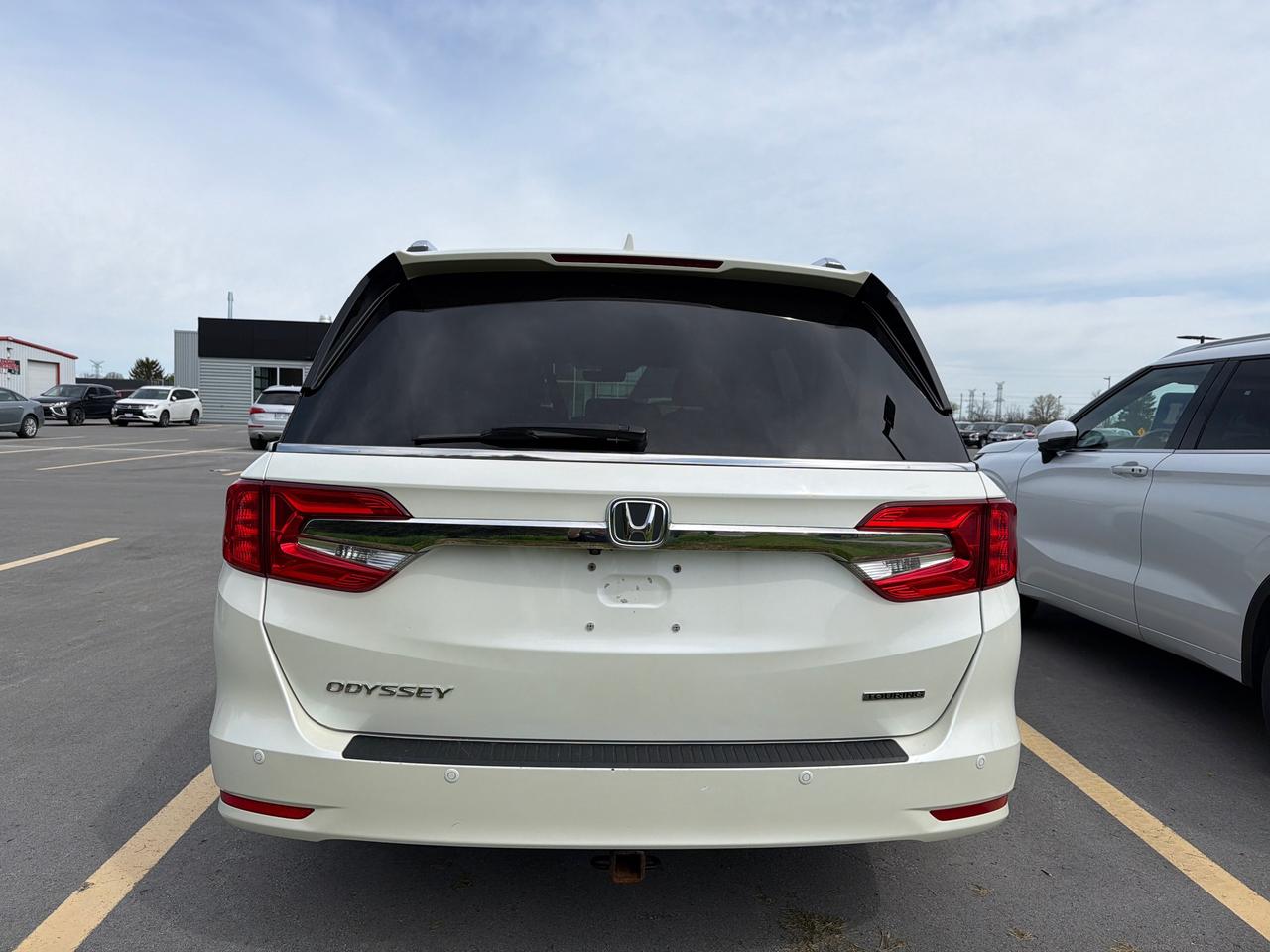 2018 Honda Odyssey Touring Photo