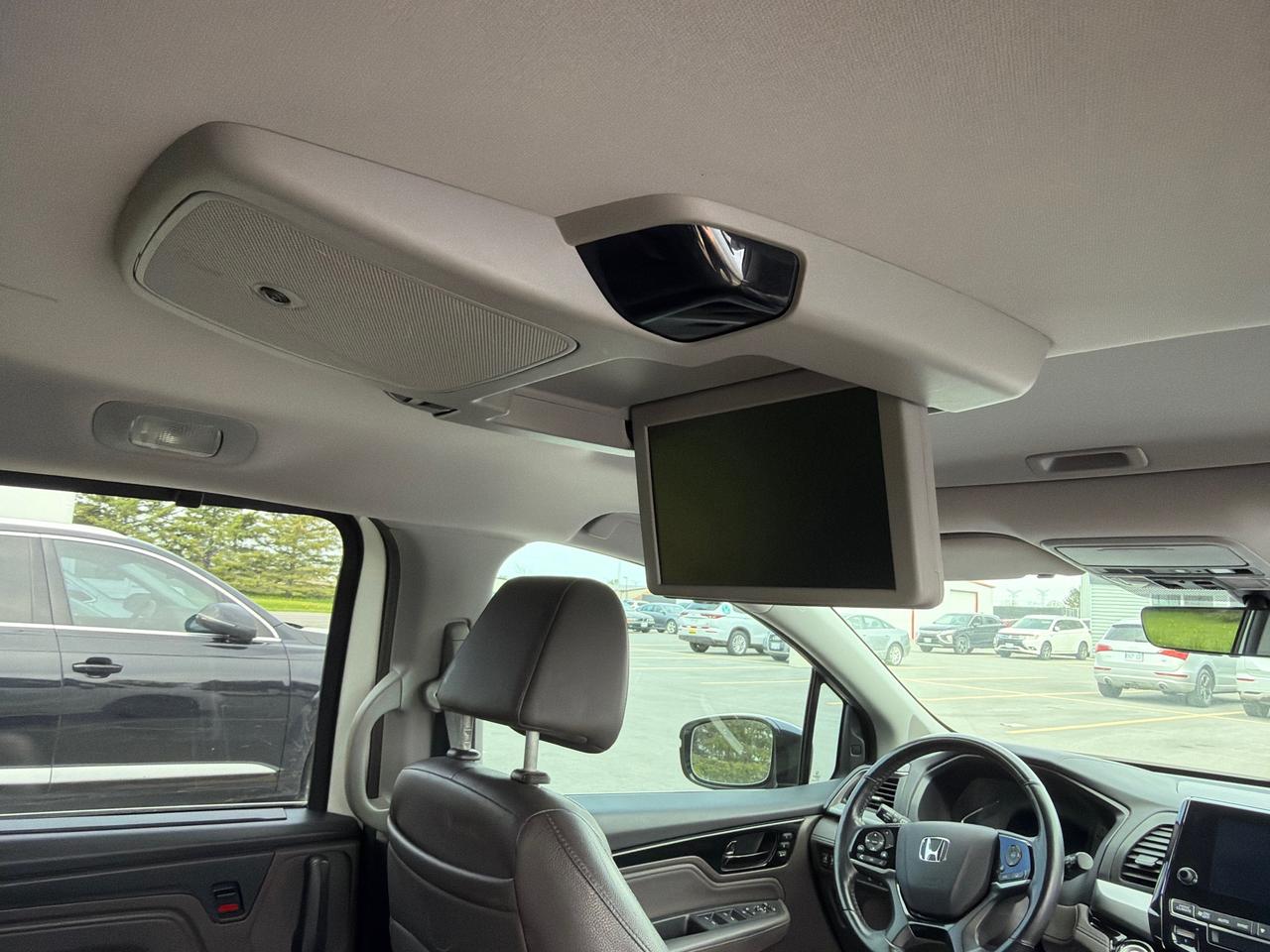 2018 Honda Odyssey Touring Photo
