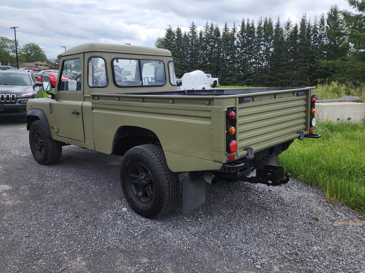 2001 Land Rover Defender TD5 Photo
