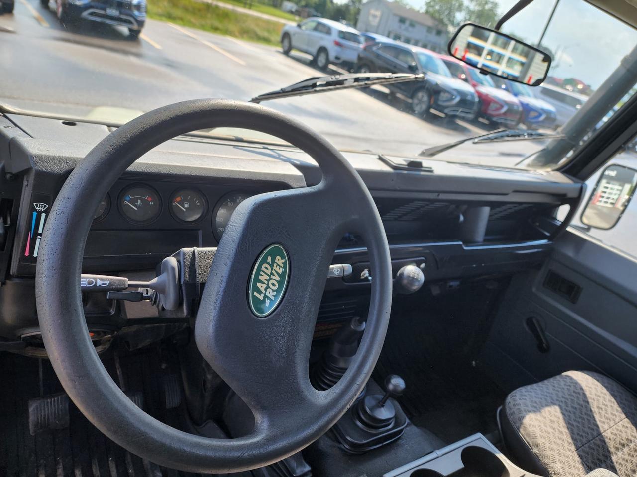 2001 Land Rover Defender TD5 Photo