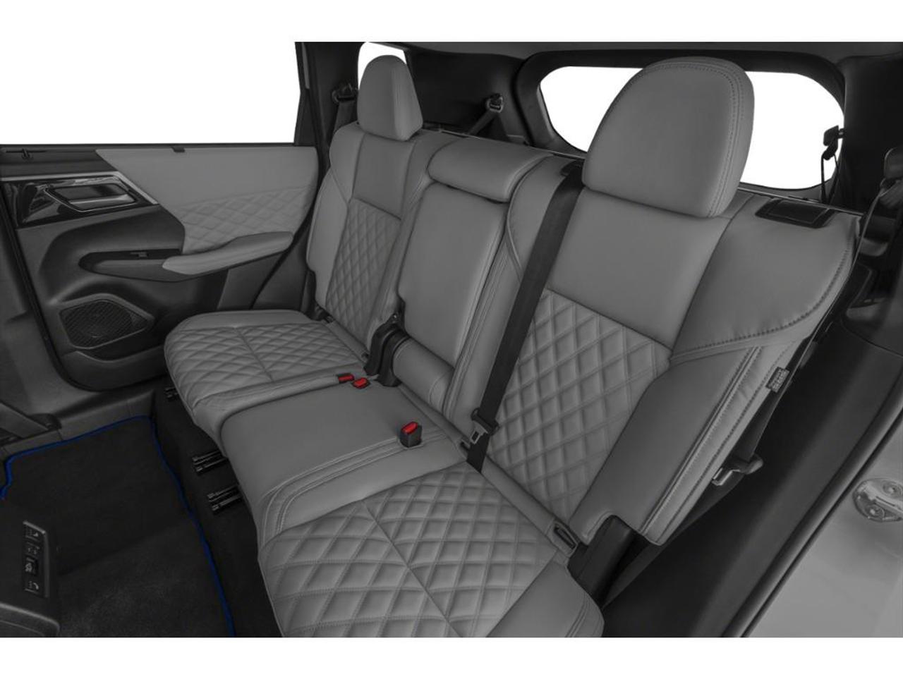 2026 Mitsubishi Outlander Phev GT Photo
