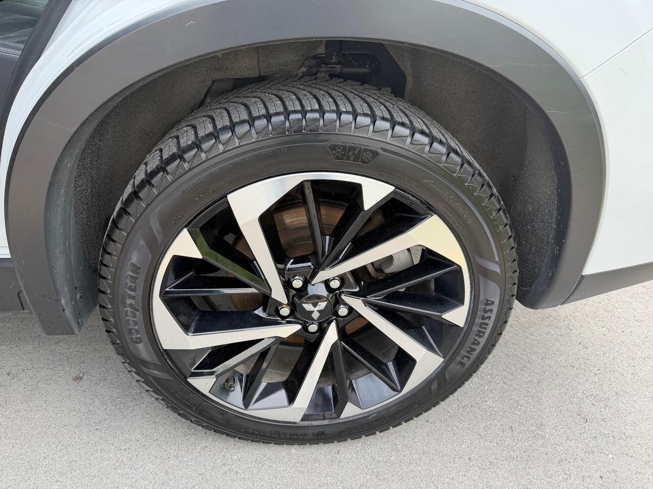 2022 Mitsubishi Outlander LE Photo