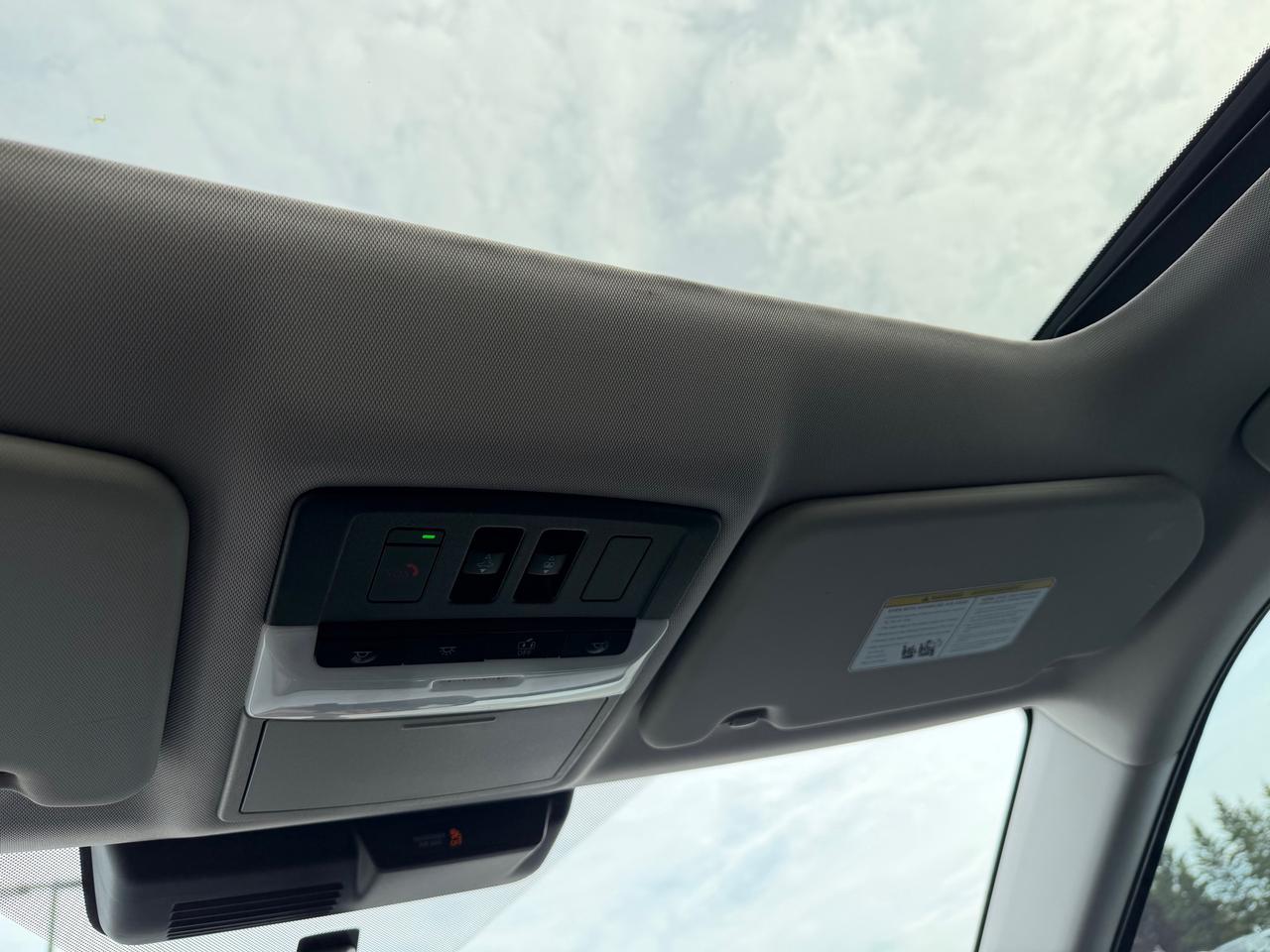 2022 Mitsubishi Outlander LE Photo