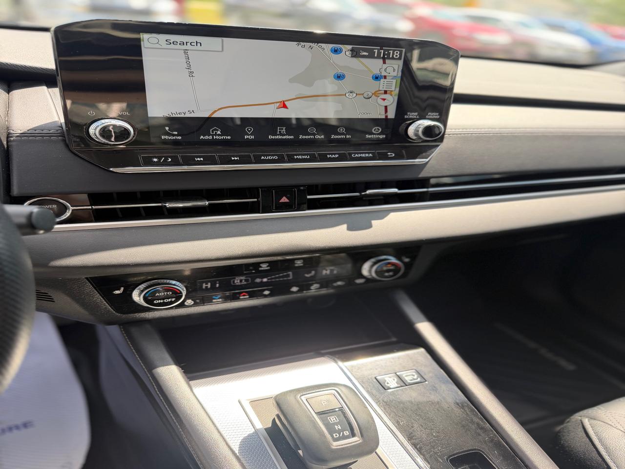 2023 Mitsubishi Outlander Plug-In Hybrid GT Photo4