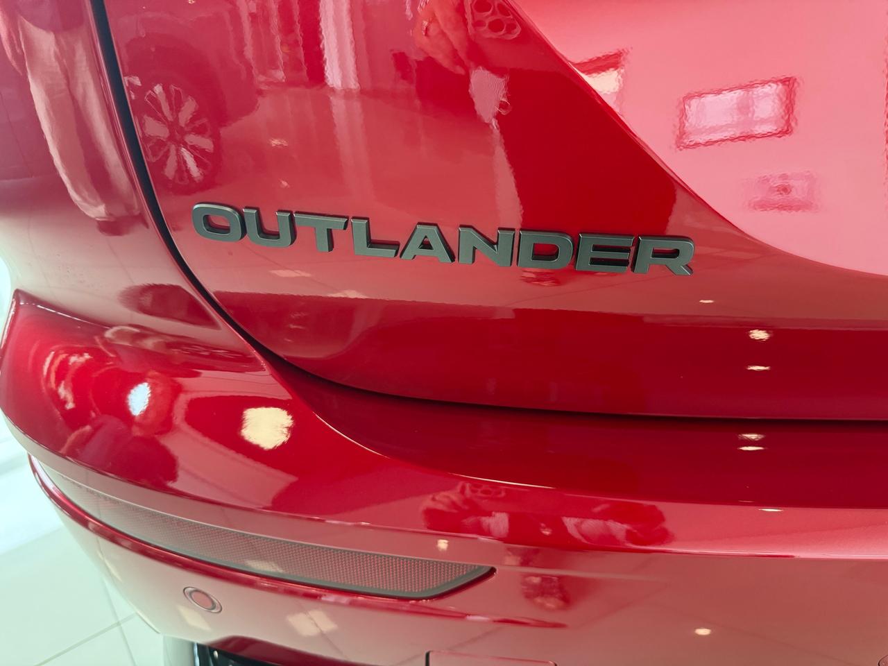 2026 Mitsubishi Outlander GT NOIR Photo
