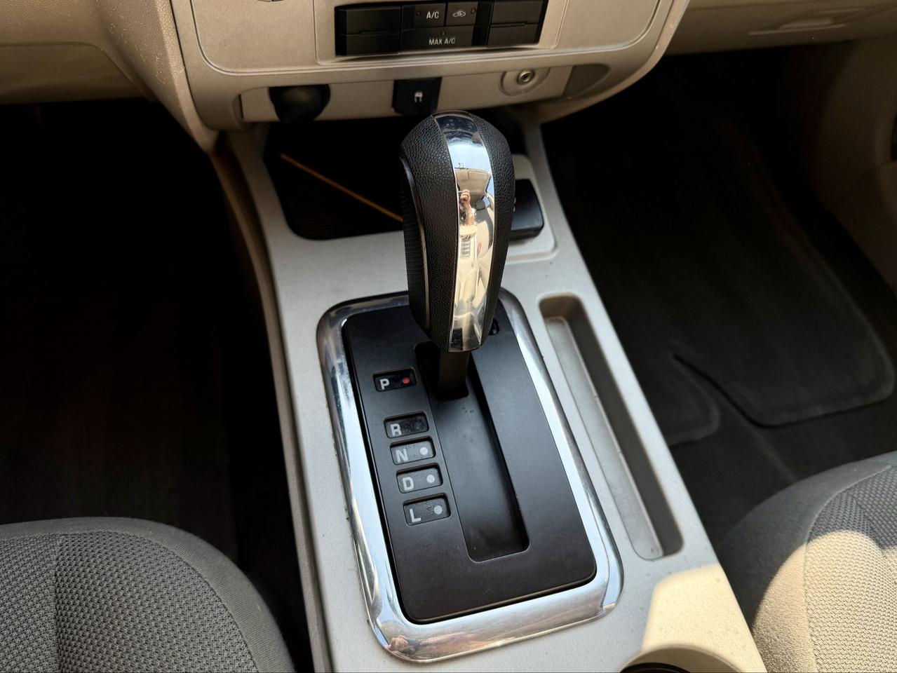 2010 Ford Escape Financing Available Photo12