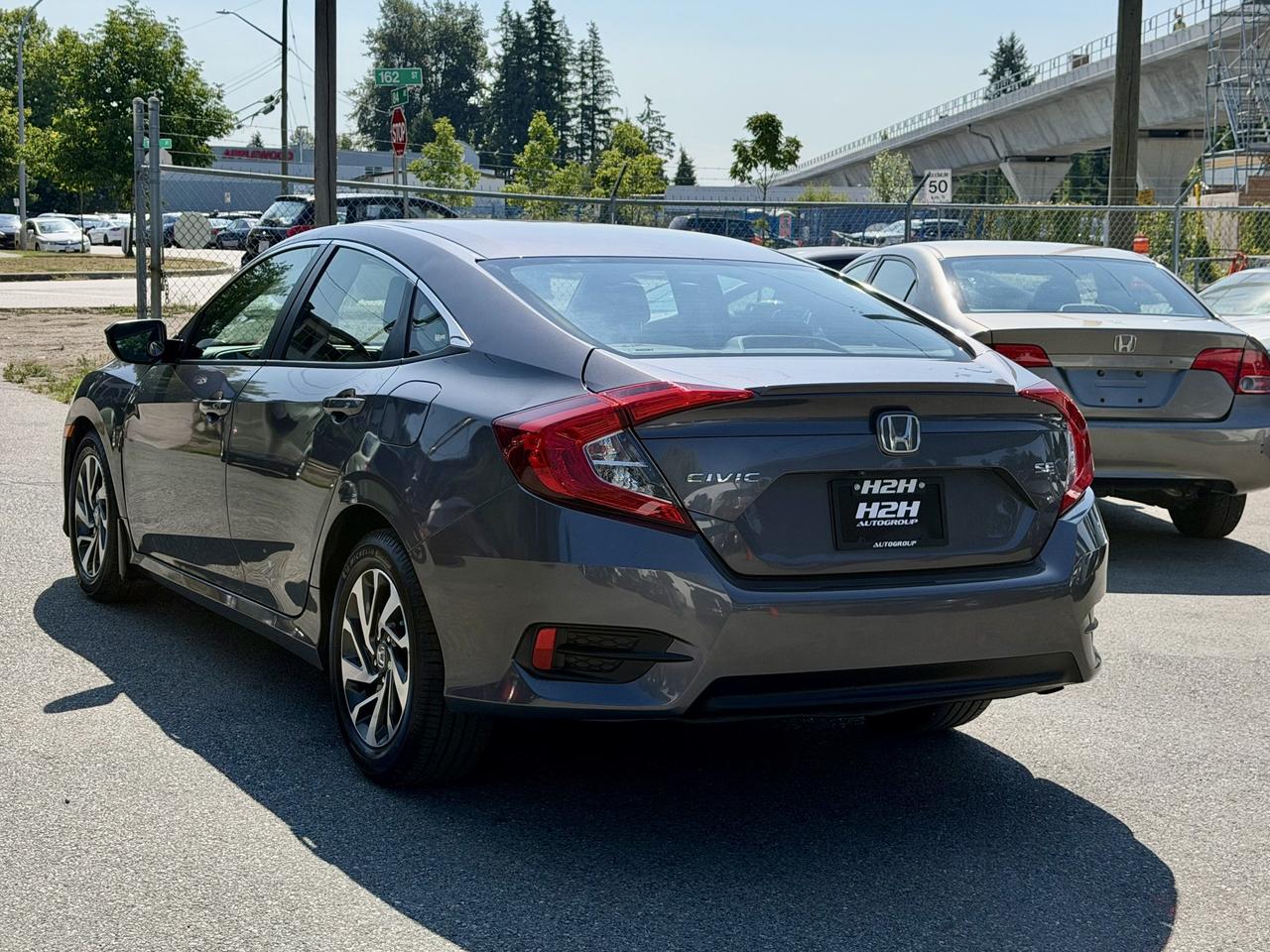 2018 Honda Civic FINANCING AVAILABLE Photo7