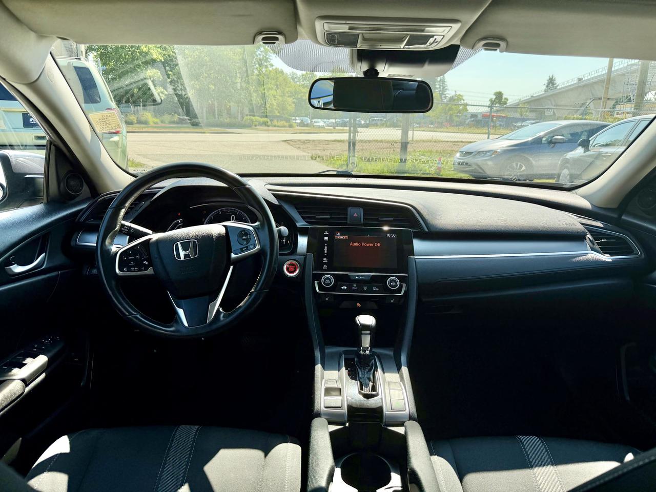 2018 Honda Civic FINANCING AVAILABLE Photo10