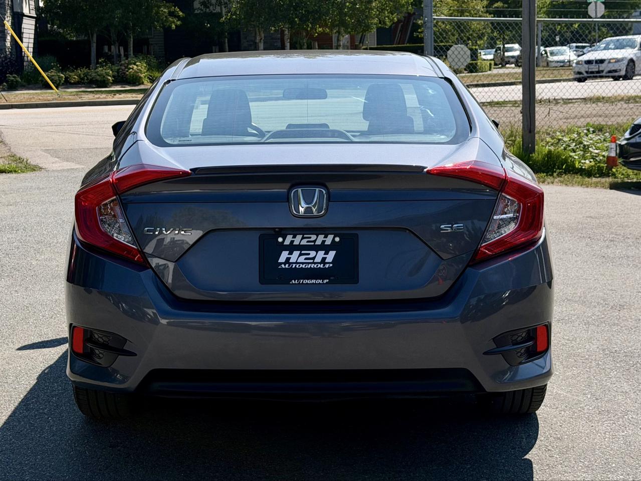 2018 Honda Civic FINANCING AVAILABLE Photo6