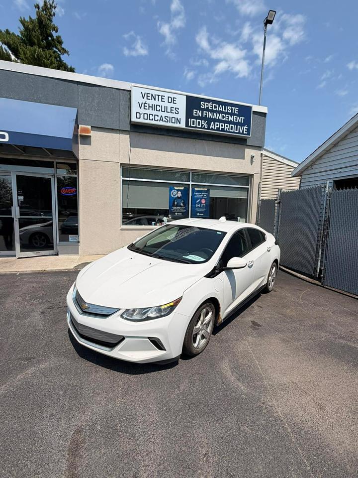 2018 Chevrolet Volt LT - Photo #1