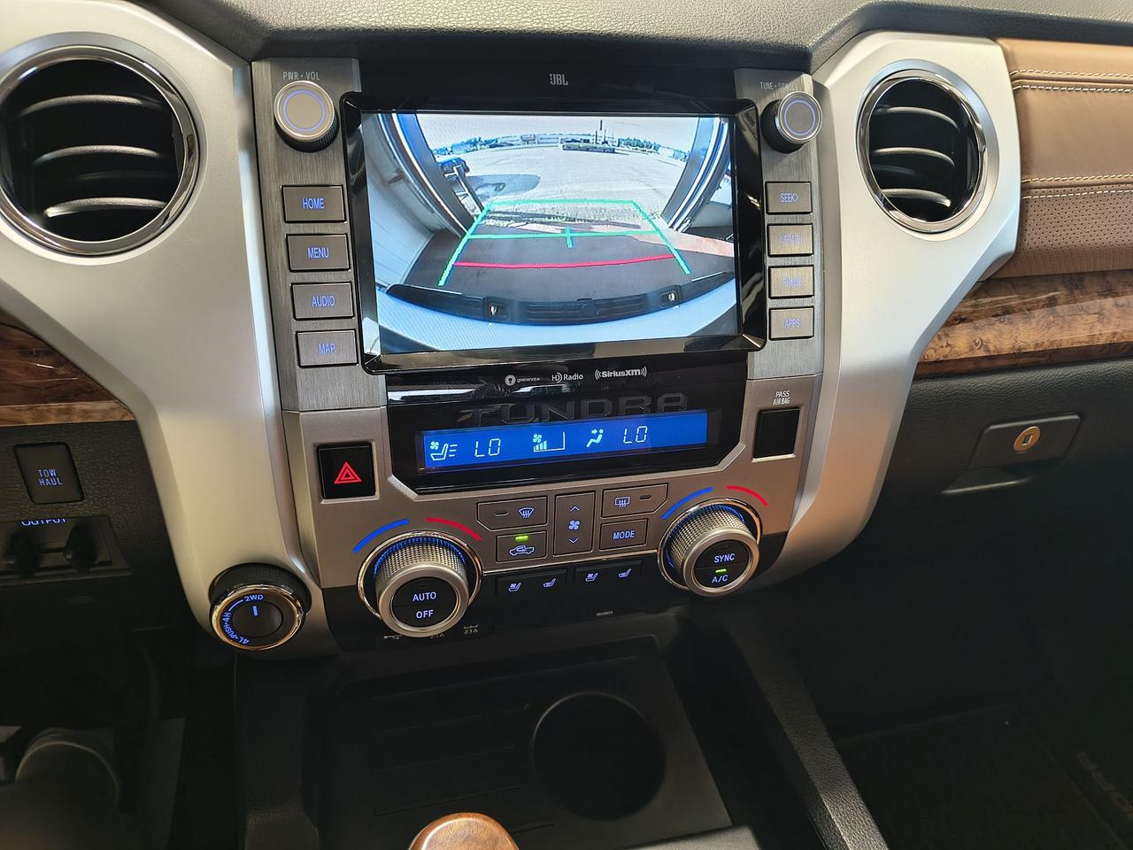 2020 Toyota Tundra Platinum Photo0