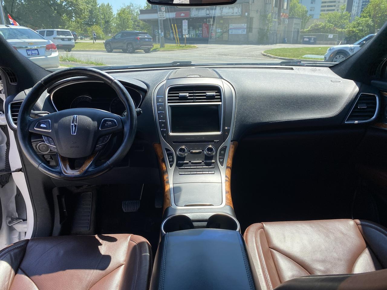 2016 Lincoln MKX Reserve/NO Accidents/AWD/Leather/PanoRoof/Navi/Cam Photo