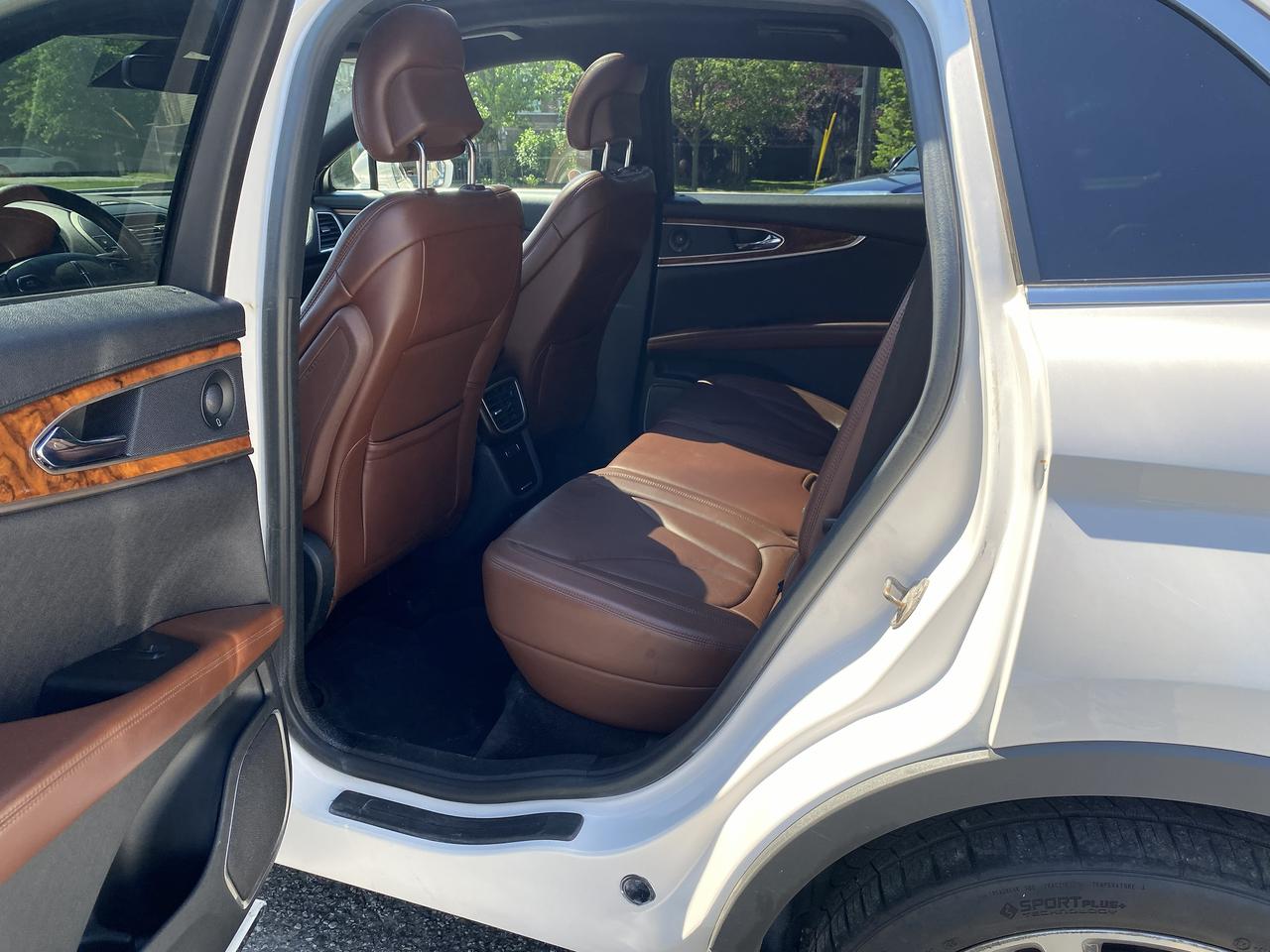 2016 Lincoln MKX Reserve/NO Accidents/AWD/Leather/PanoRoof/Navi/Cam Photo