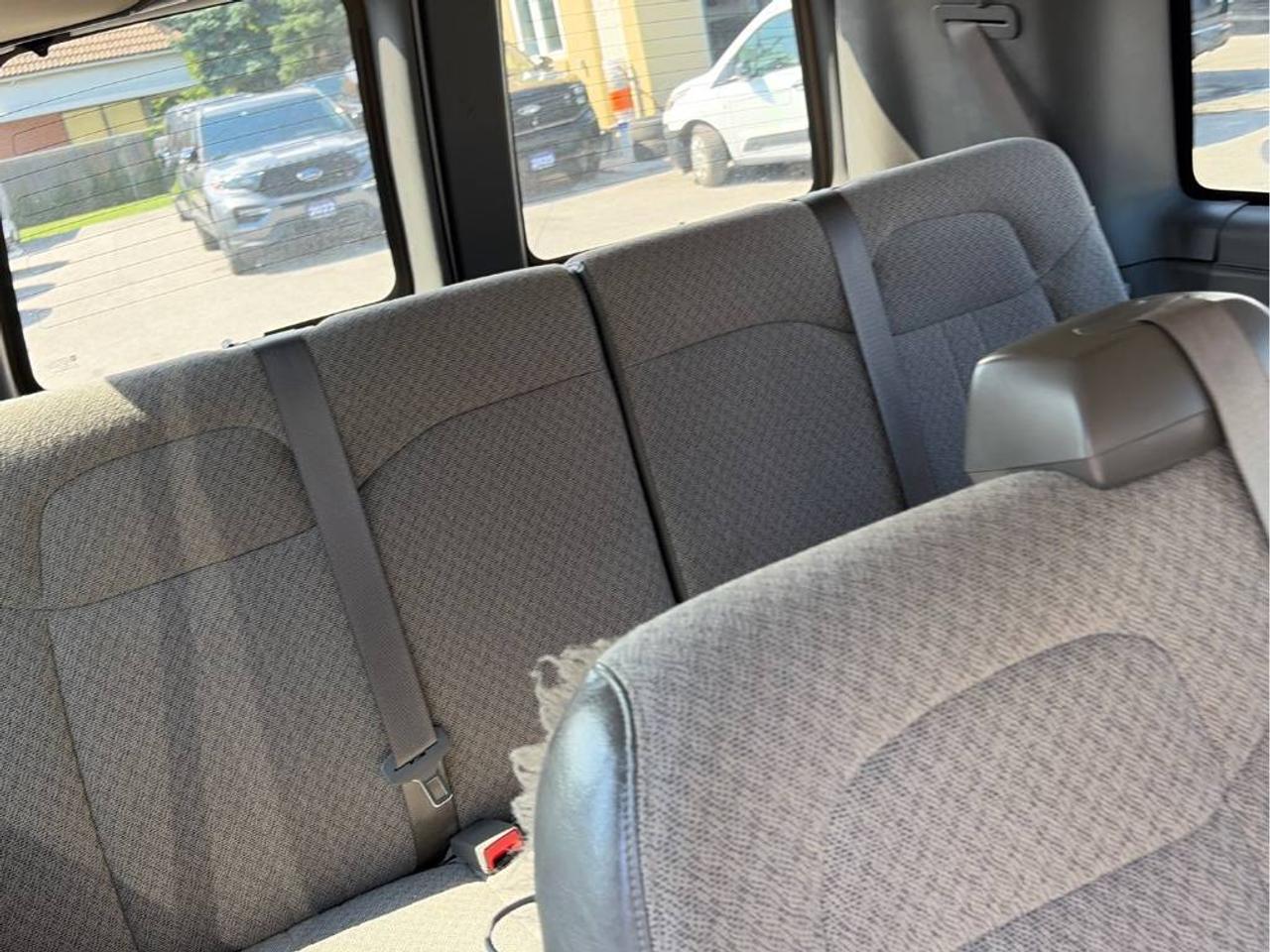 2023 Chevrolet Express LT Photo2