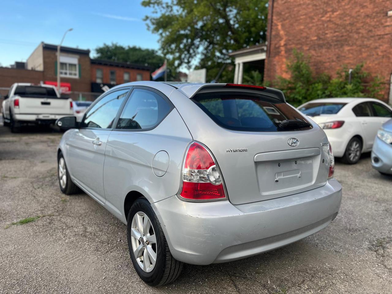 2009 Hyundai Accent 3dr HB Auto GL Photo4