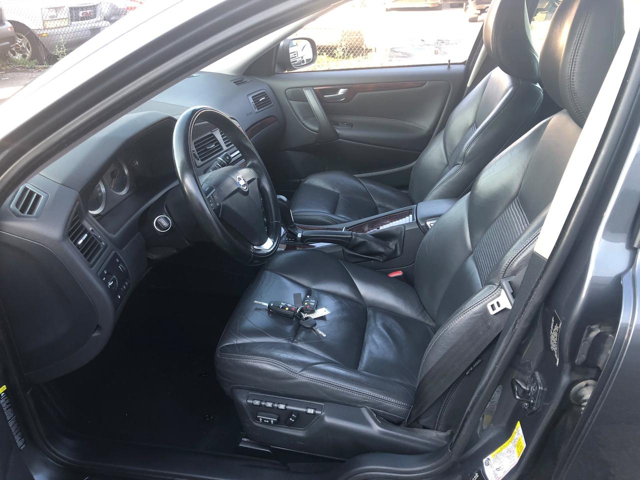 2009 Volvo S60 2.5T certified with 3 years warranty included Photo