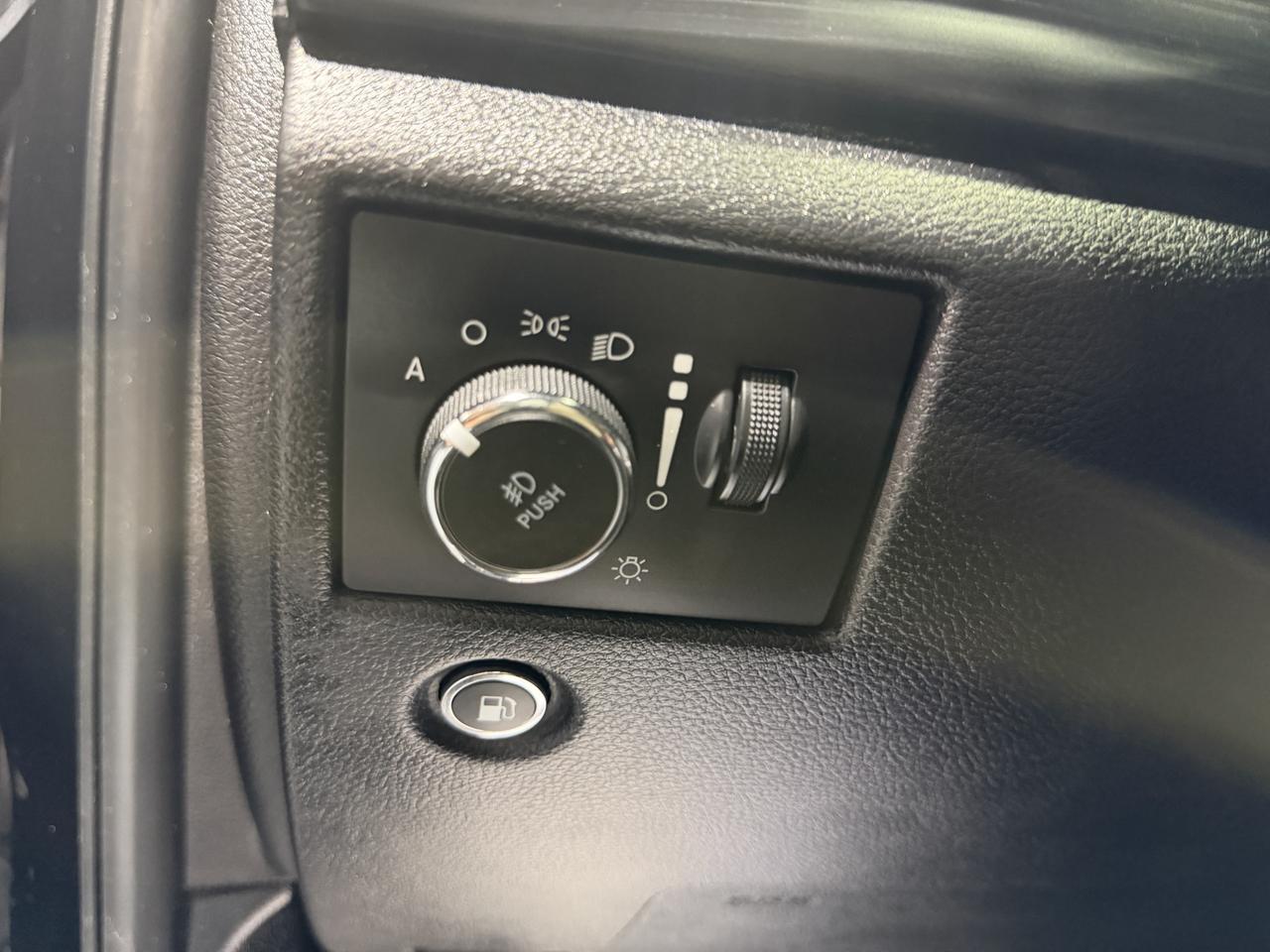 2020 Jeep Grand Cherokee Laredo E - Photo #23