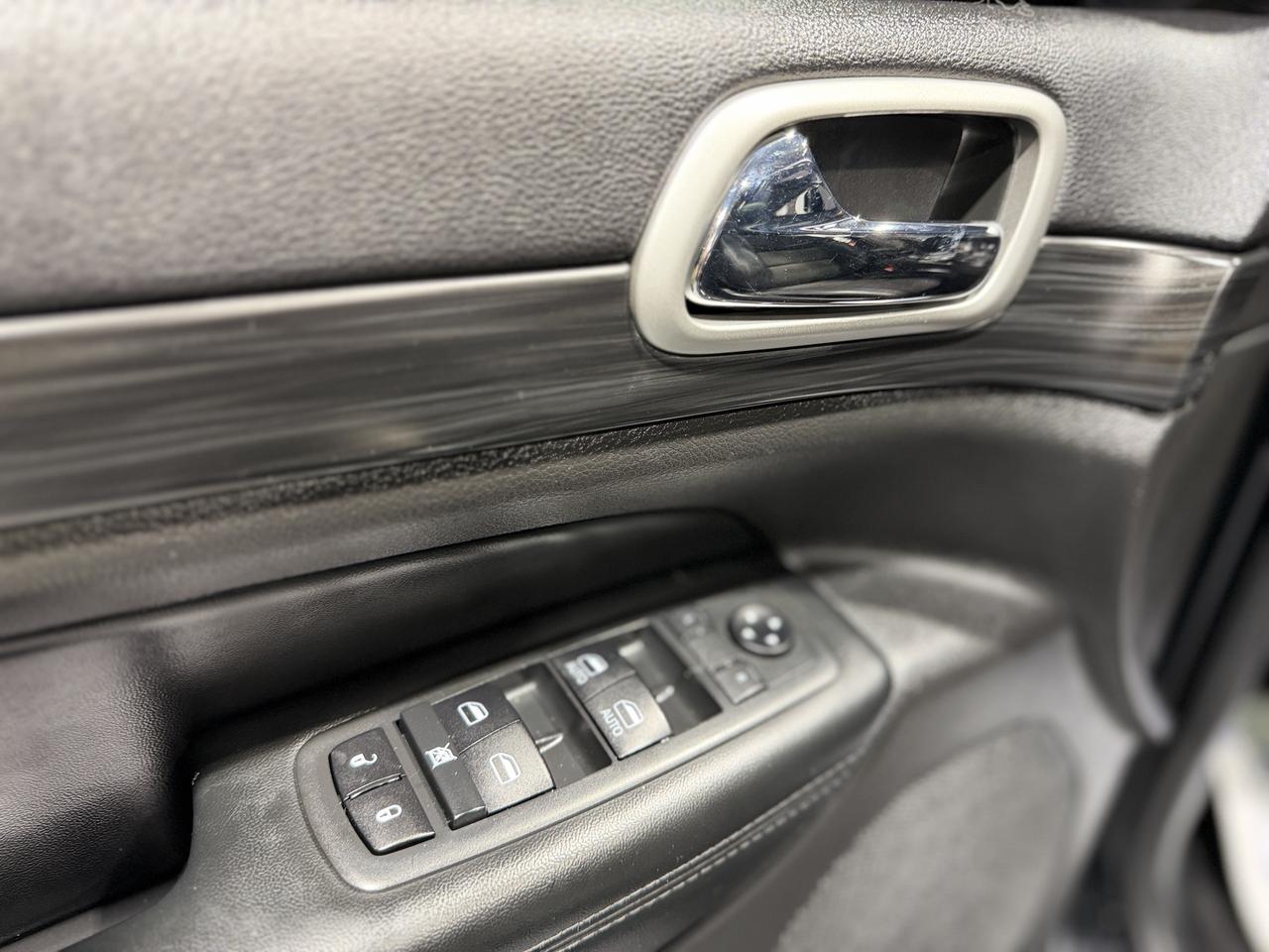 2020 Jeep Grand Cherokee ALTITUDE 4X4 Photo