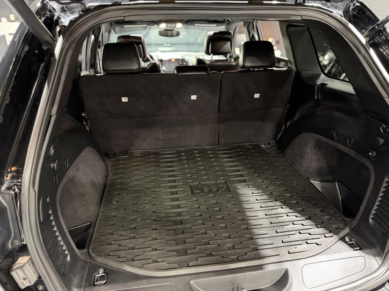2020 Jeep Grand Cherokee ALTITUDE 4X4 Photo