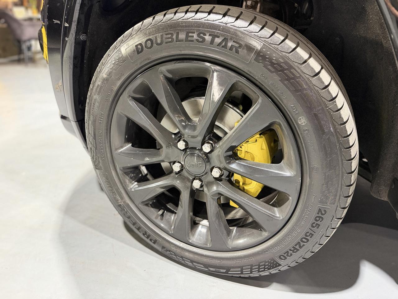 2020 Jeep Grand Cherokee ALTITUDE 4X4 Photo