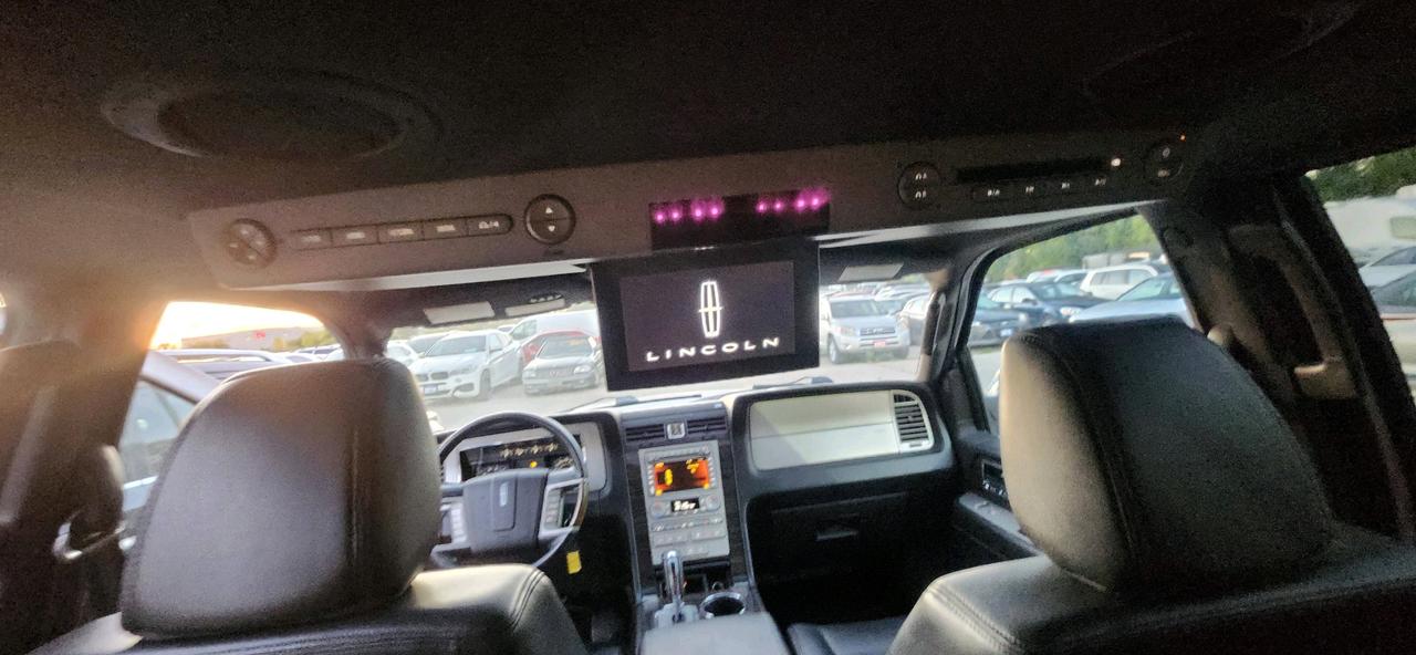2010 Lincoln Navigator 4WD 4dr Ultimate Photo